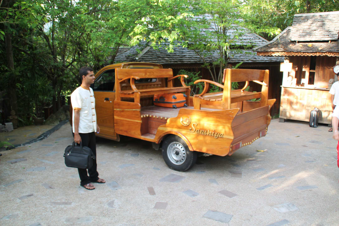 So wurde man in sein Zimmer gefahren Santhiya Koh Phangan Resort & Spa