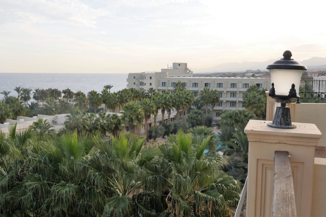 Blick über den Garten vom Oscar Resort Hotel Oscar Resort Hotel