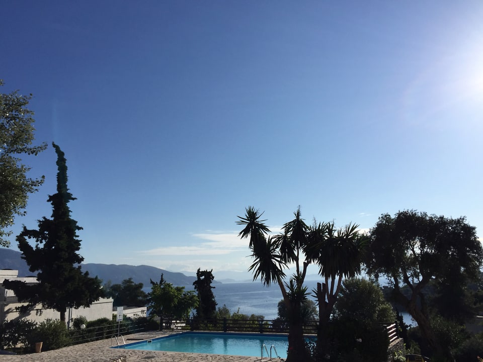 Ausblick Grecotel LUXME Daphnila Bay