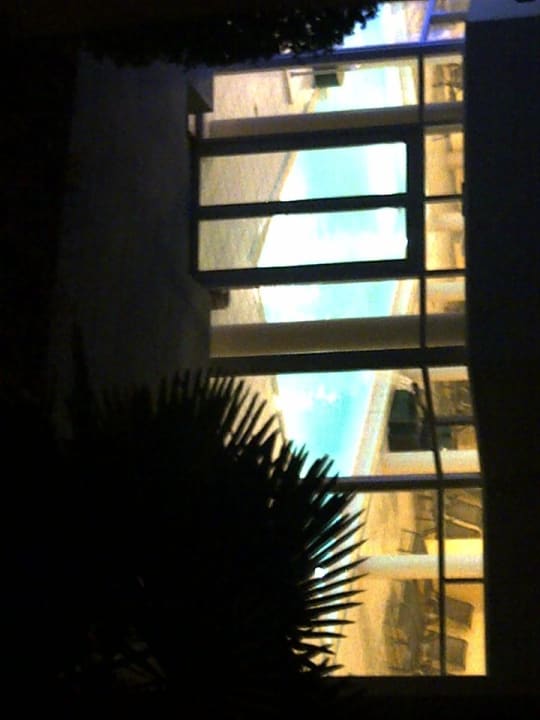 Innenpool Villa Sassa