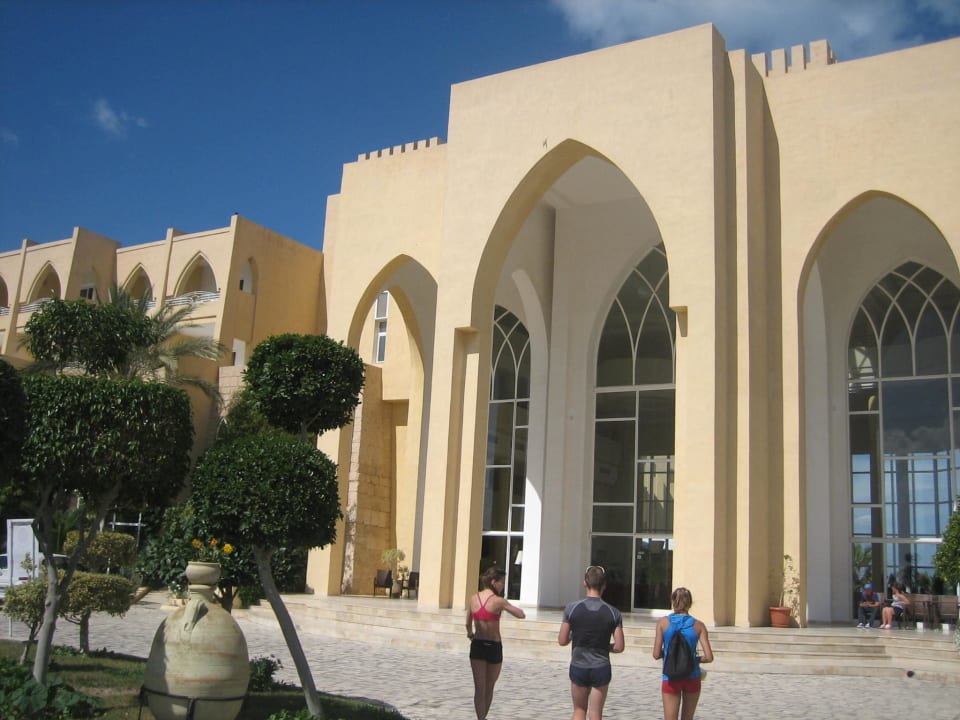 Front hotelu Skanes Serail Aquapark