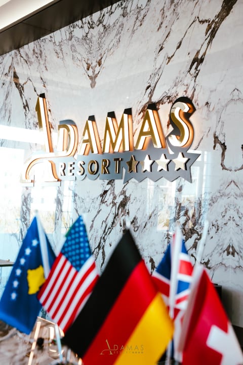 Sonstiges Adamas Resort & Hotel