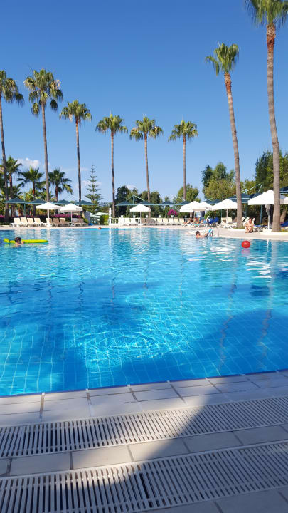 Pool Iz Flower Side Beach Hotel