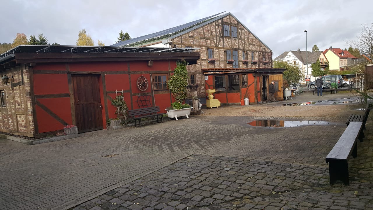 Außenansicht Eifel-Hotel Historische Wassermühle