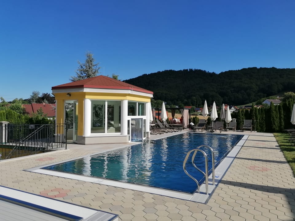 Pool Schlössl Hotel Kindl