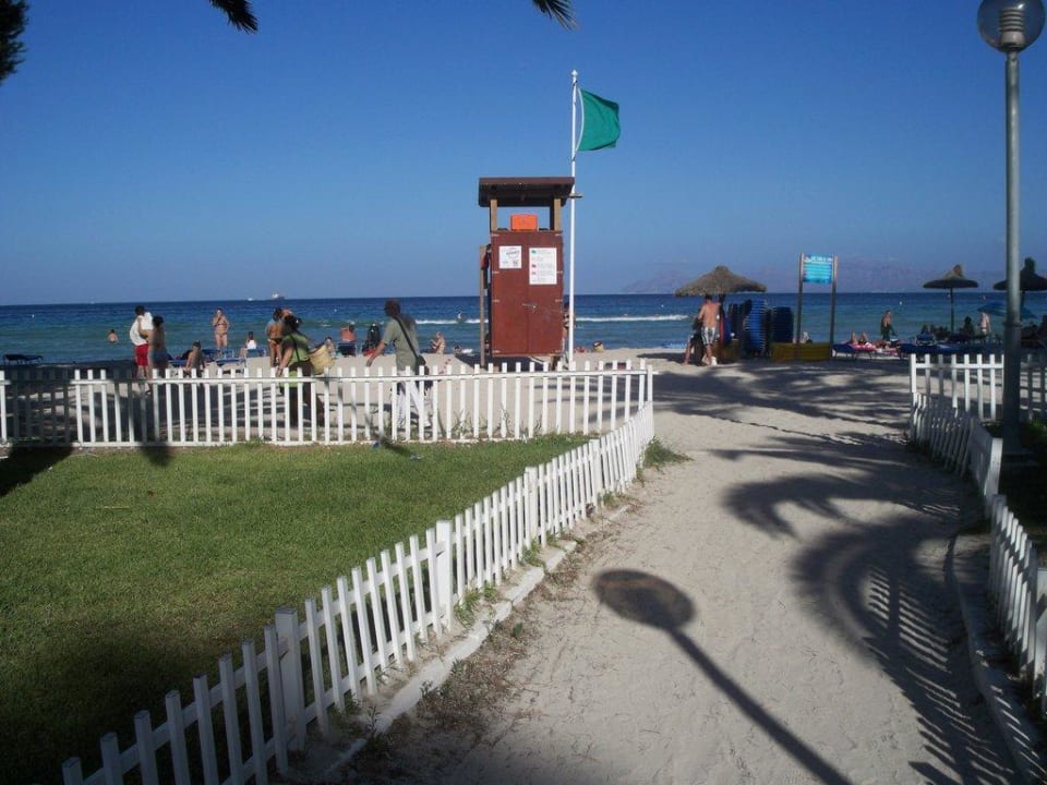 Hier geht es zum Strand VIVA Eden Lago