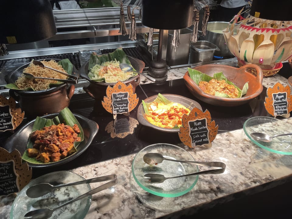 Gastro The Laguna A Luxury Collection Resort & Spa