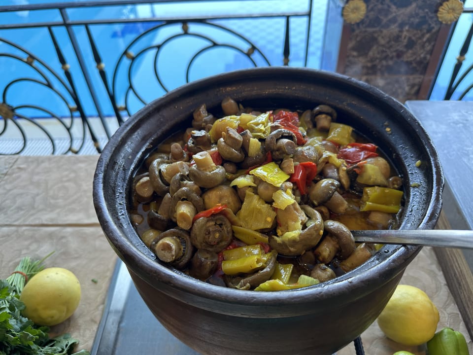 Gastro Aleria Belport Beach Hotel