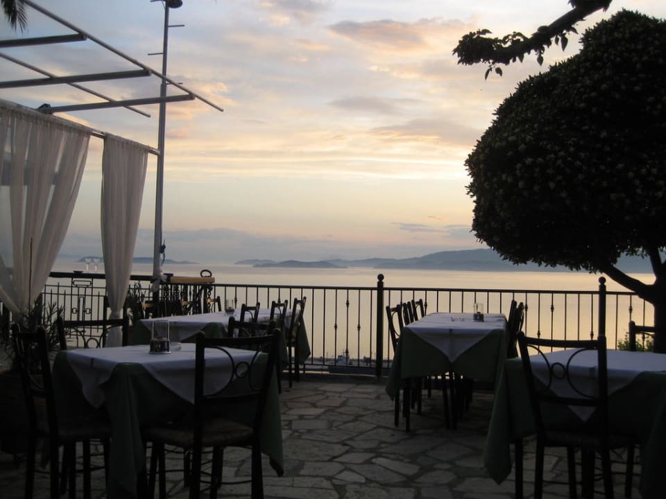 Blick vom Restaurant Hotel Aegean Wave - Faros