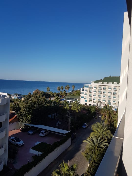 Ausblick Hotel Royal Garden Beach