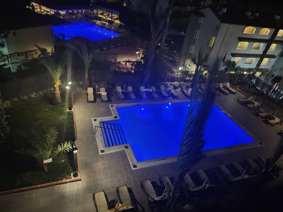 Pool Hotel Gardenia Beach