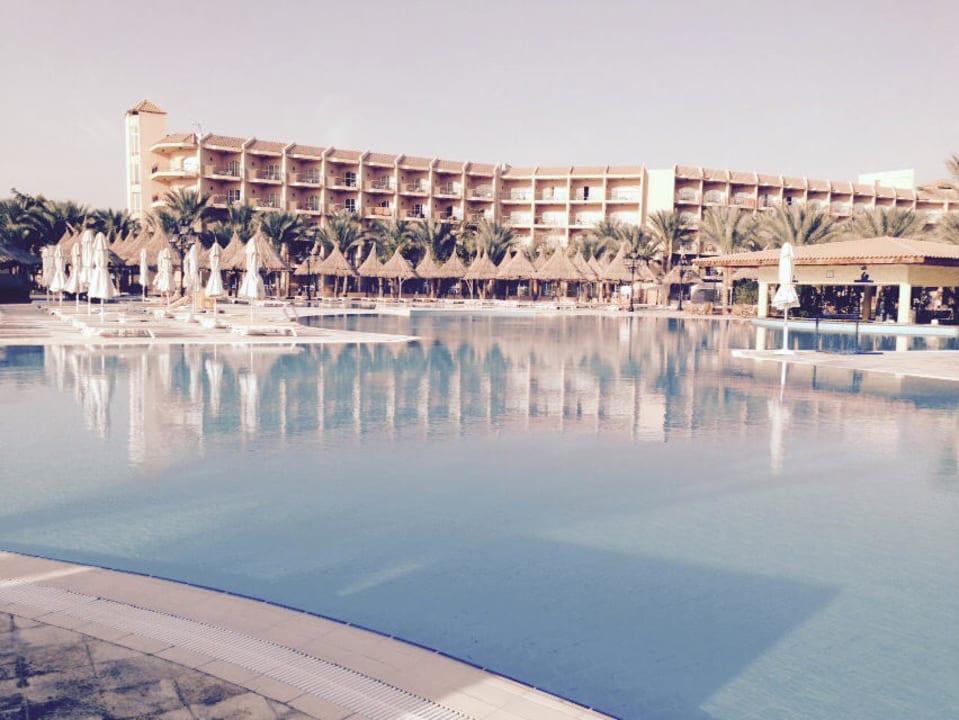 Der Pool Siva Grand Beach