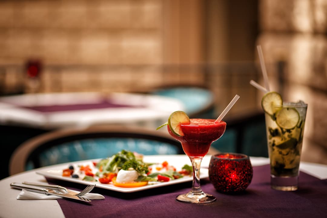 Lobby City Hotel Teater