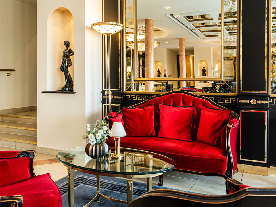 Lobby Victor's Residenz-Hotel Schloss Berg