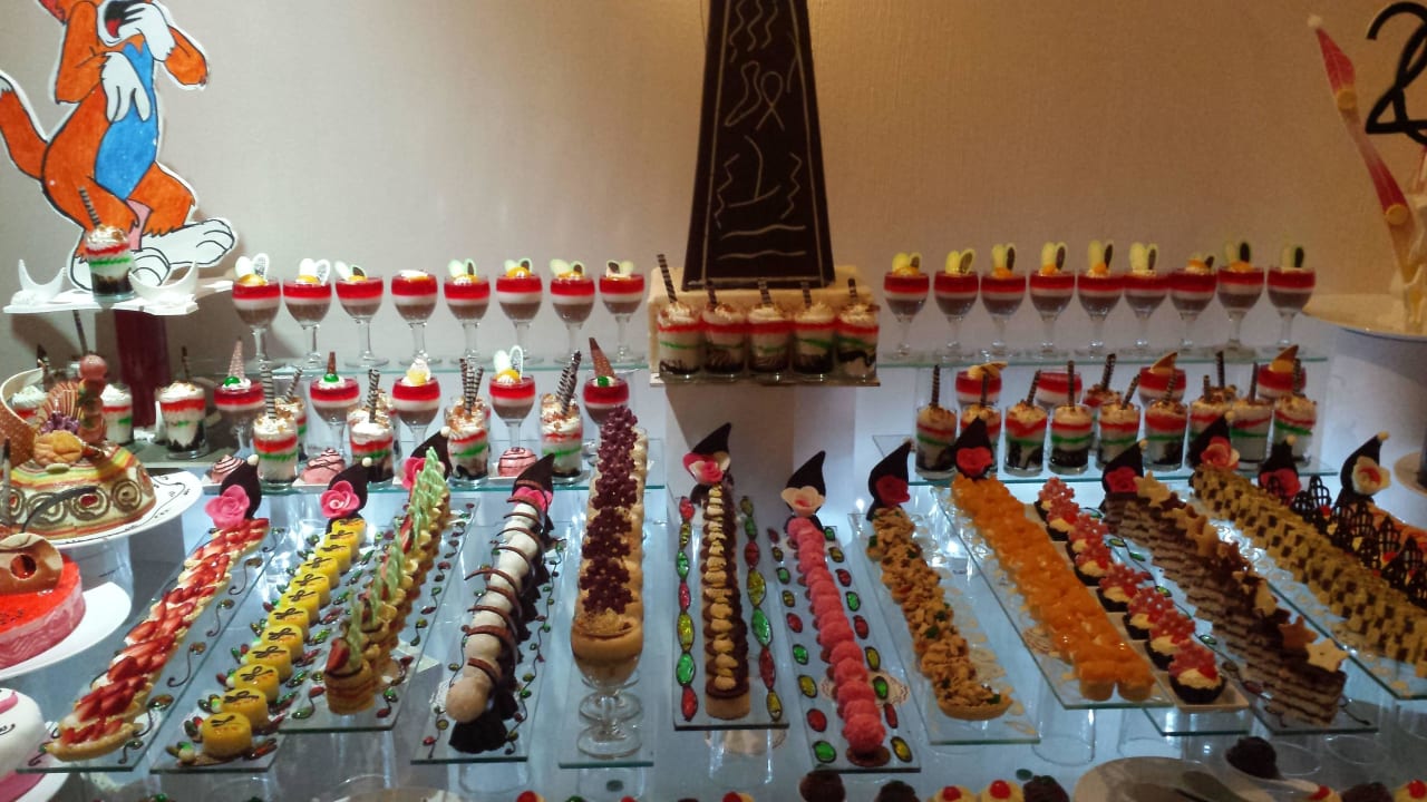 Süssigkeiten an Weihnachten Three Corners Equinox Beach Resort