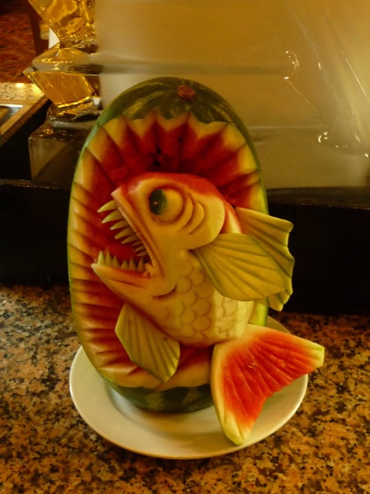 Obstschnitzerei Hotel Riu Tequila