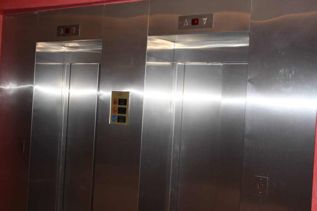 Aufzüge Grand Hotel Holiday Resort