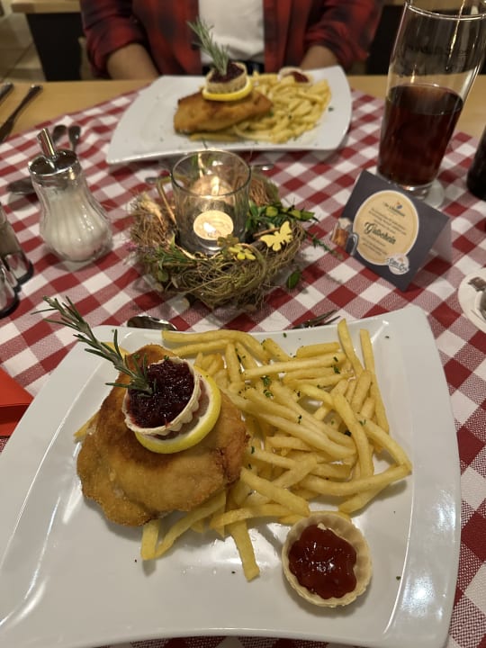 Gastro 1. Bier & Wohlfühlhotel Gut Riedelsbach