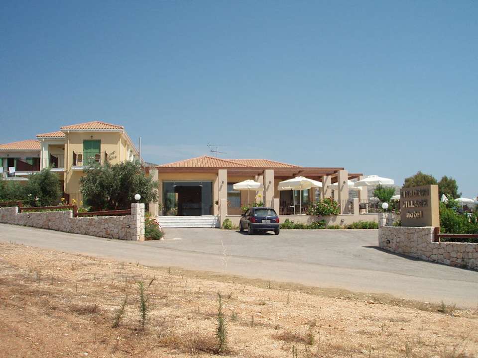 Eingang von Hotel Livadaki Village Hotel Livadakia Village