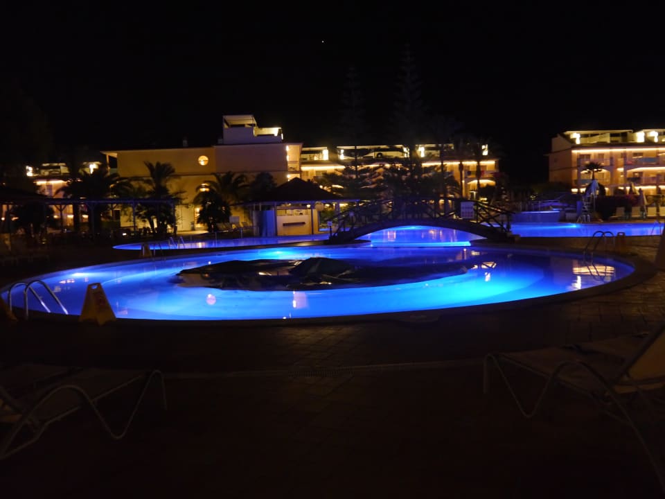 Pool Zafiro Can Picafort