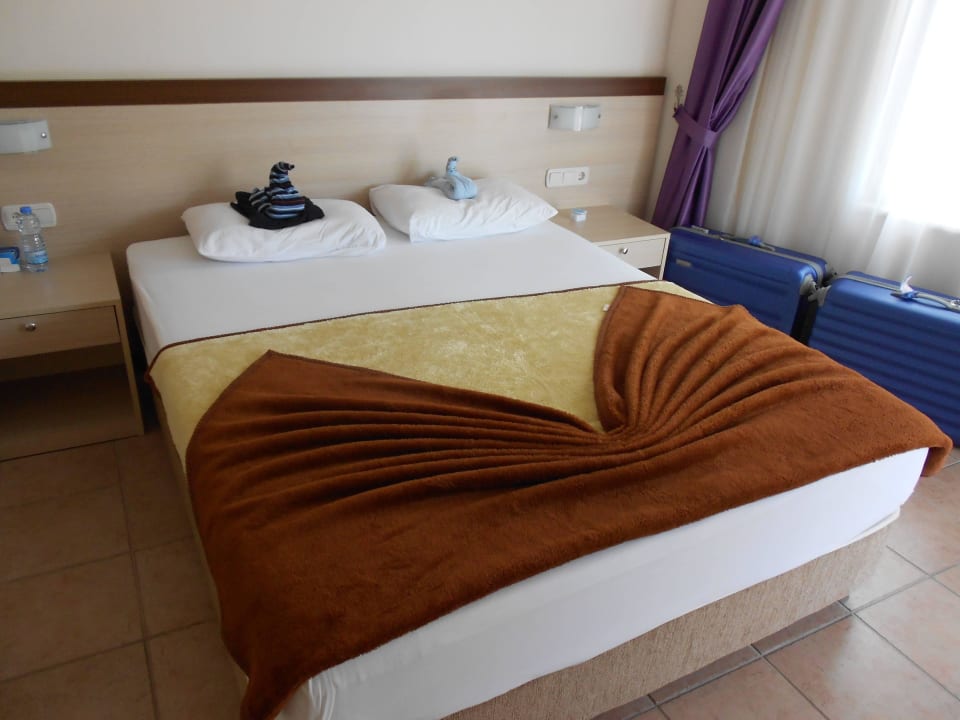 Jeden Tag andere Deko Hotel Sirma