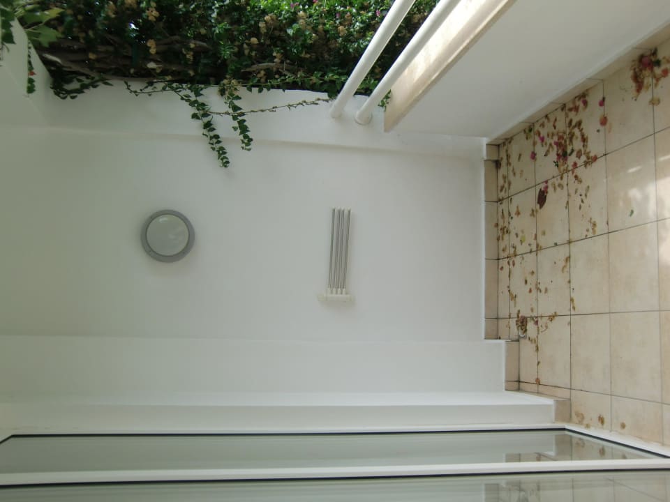 Balkon - wurde sofort nach Ankunft gereinigt Labranda Alantur Resort