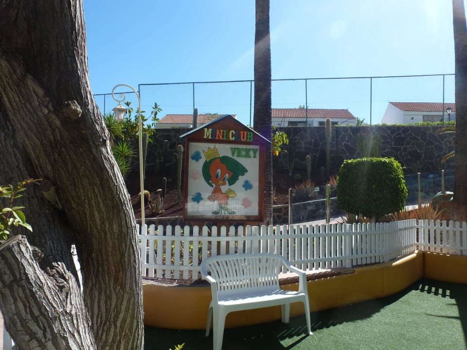 Kinderspielplatz. Bull Eugenia Victoria & Spa