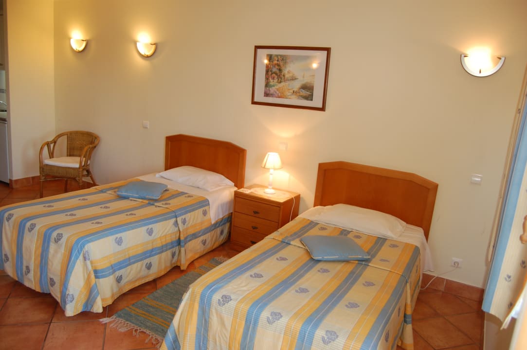 Zimmer Apartments Canavial I & II