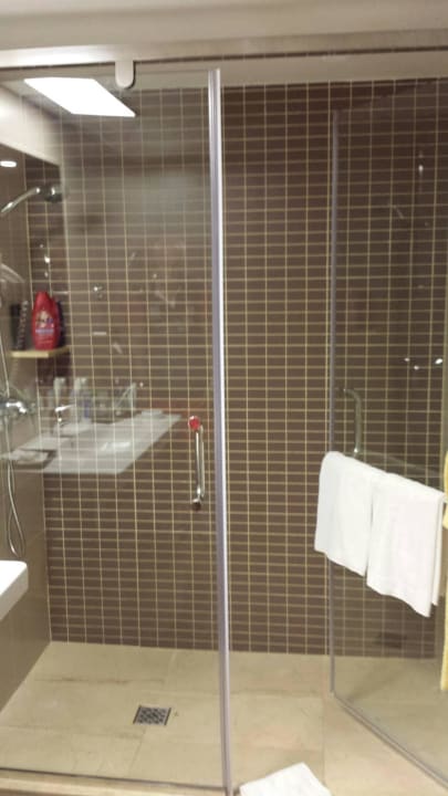 Riesige Dusche  Hotel Riu Bravo