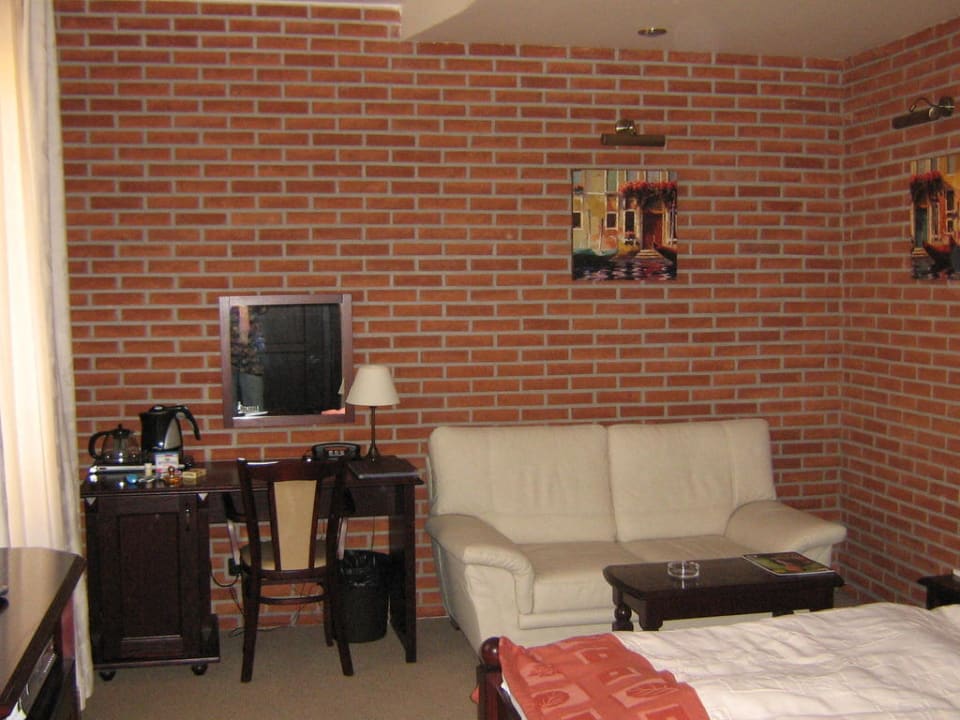 Ecke mit Schreibtisch Hotel Gondola