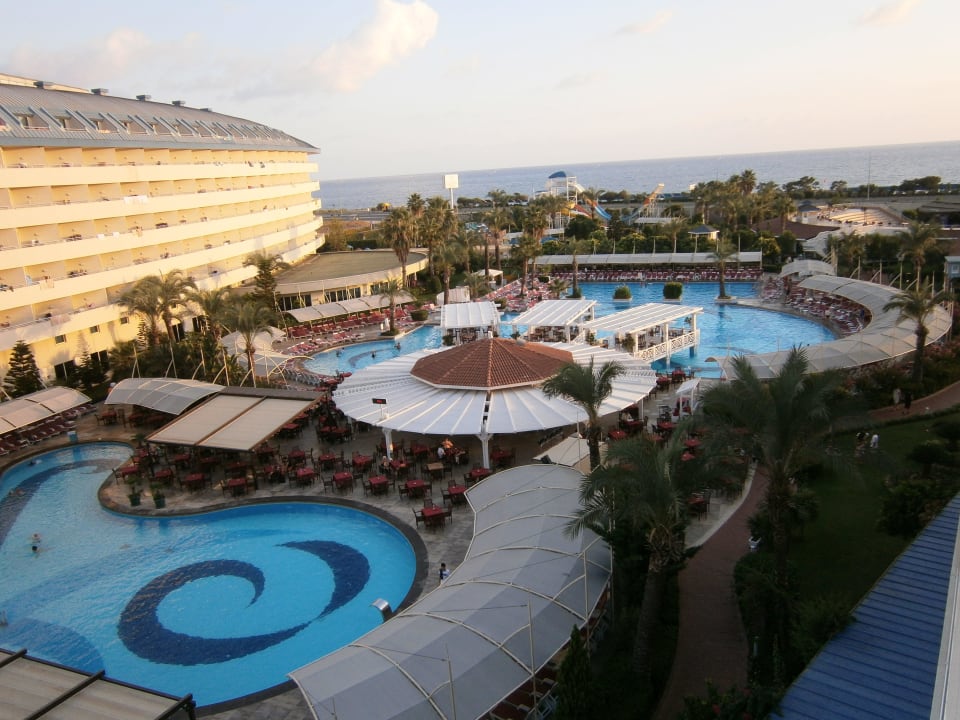 Schöne Poolanlage, super Meerblick Crystal Admiral