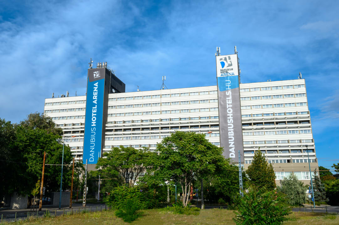 Außenansicht Danubius Hotel Arena