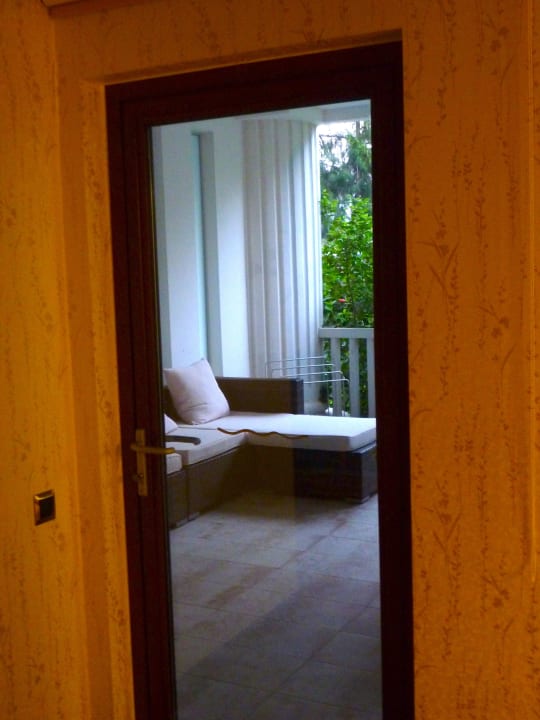 Grosser Balkon mit Lounge und Kaffeeecke Hotel Defne Kumul Deluxe