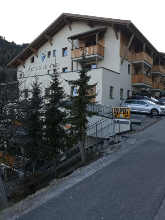 Ansicht Hotel Garni Alpenjuwel