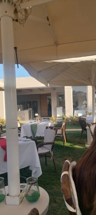 Gastro Anissa Beach & Village