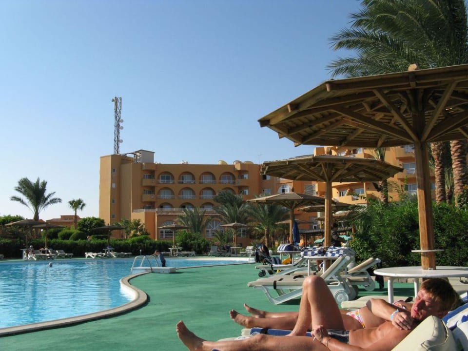 Non Active Pool Golden Beach Resort