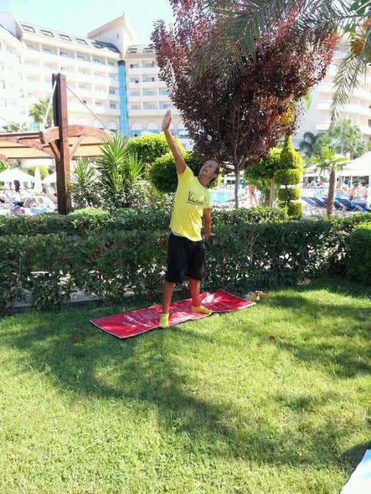 Animation Mustafa beim Morgen Gym Saphir Resort & Spa