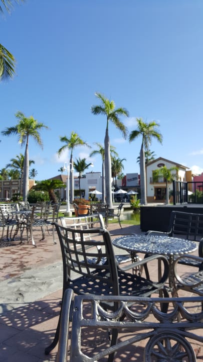 Restaurant Ocean Blue & Sand