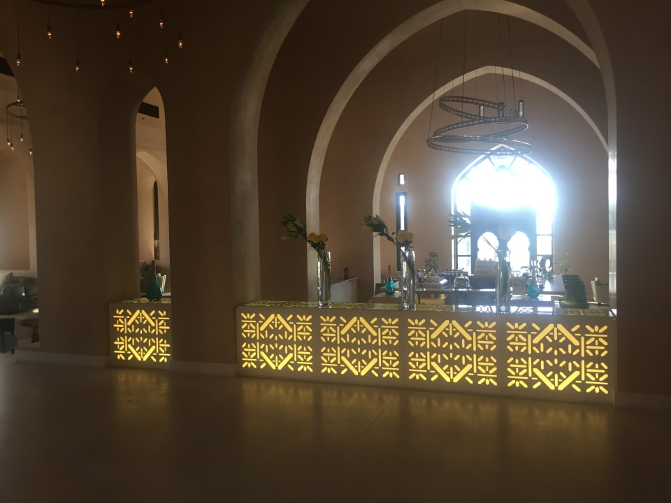 Lobby Salalah Rotana Resort
