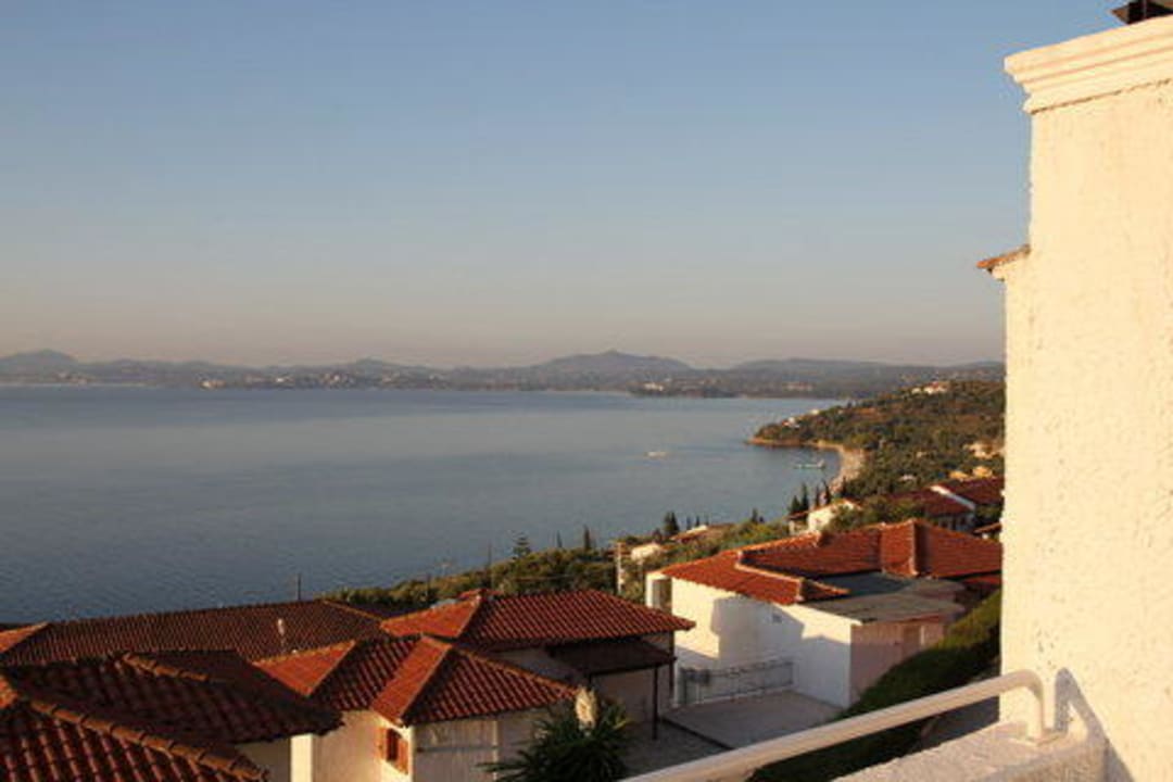 Blick am Abend von der Terrasse 309 Hotel Pantokrator