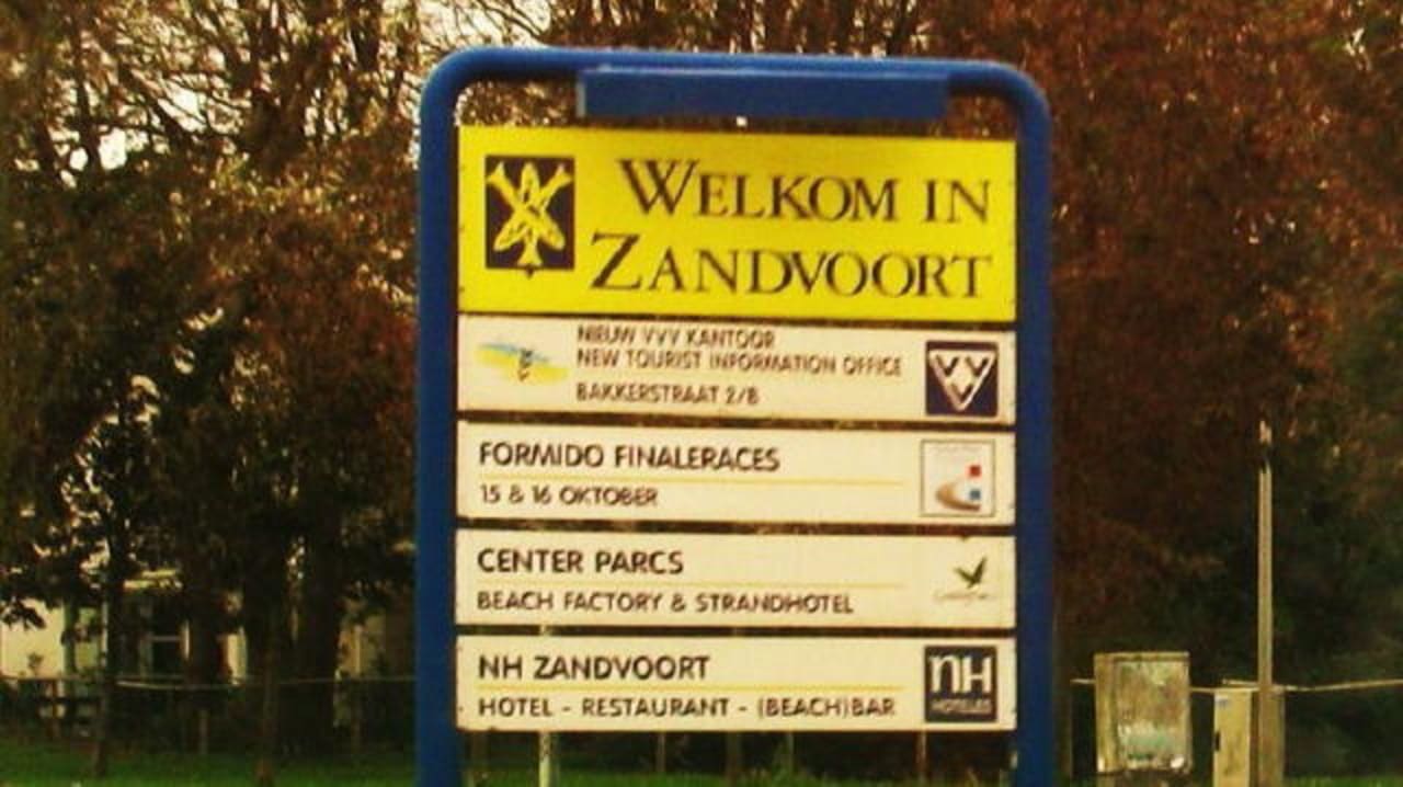 Am Badeort wird man willkommen geheißen Center Parcs Park Zandvoort