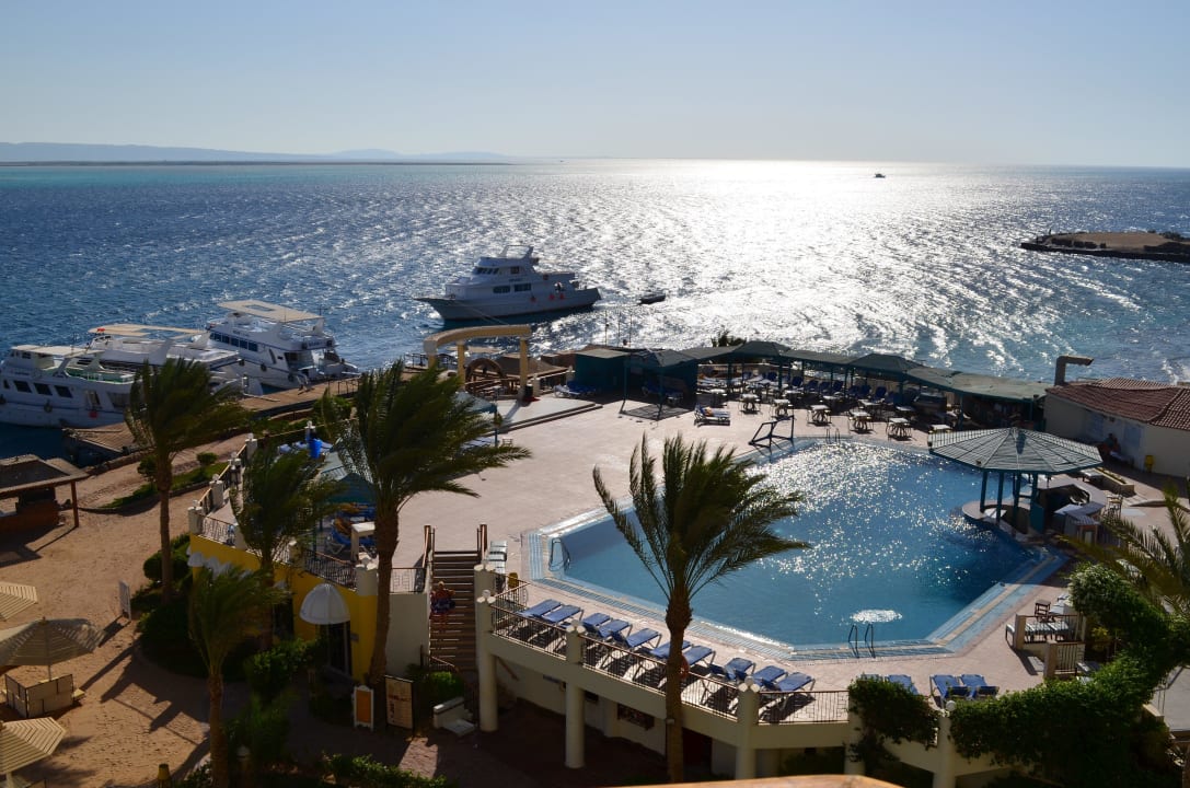 Днём SUNRISE Holidays Resort (Adults Only)