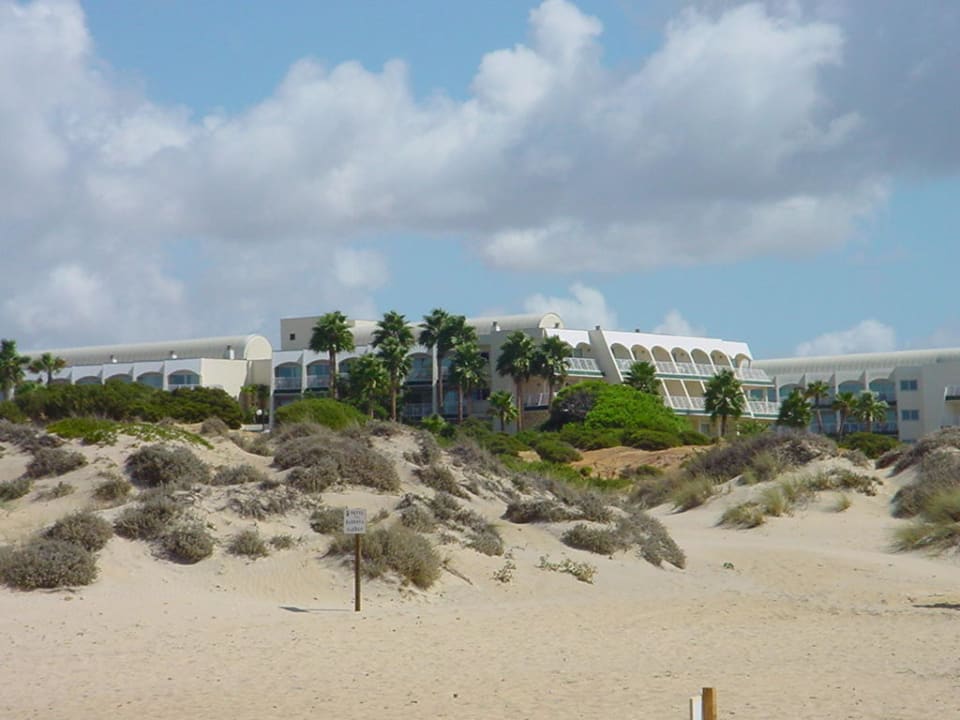 Hotelansicht vom Strand Iberostar Waves Royal Andalus
