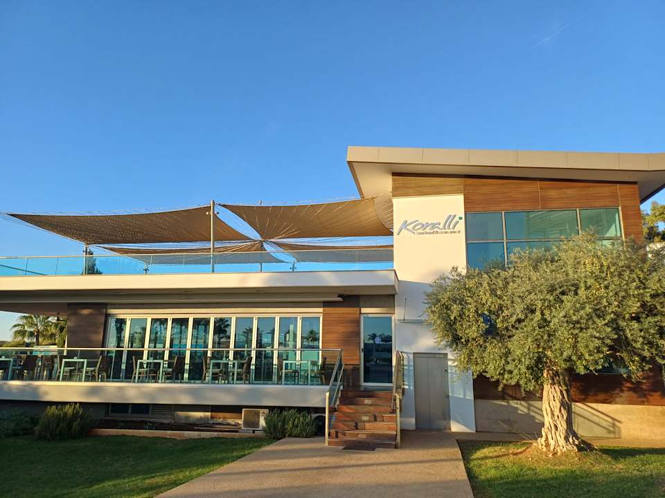 Gastro Asterias Beach