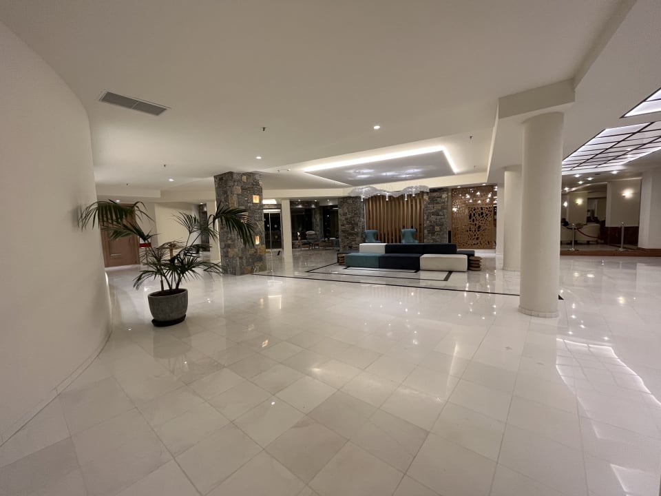 Lobby Hotel Aphrodite Beach Club