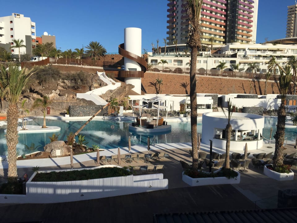 Abgang zum Beachclub Hard Rock Hotel Tenerife