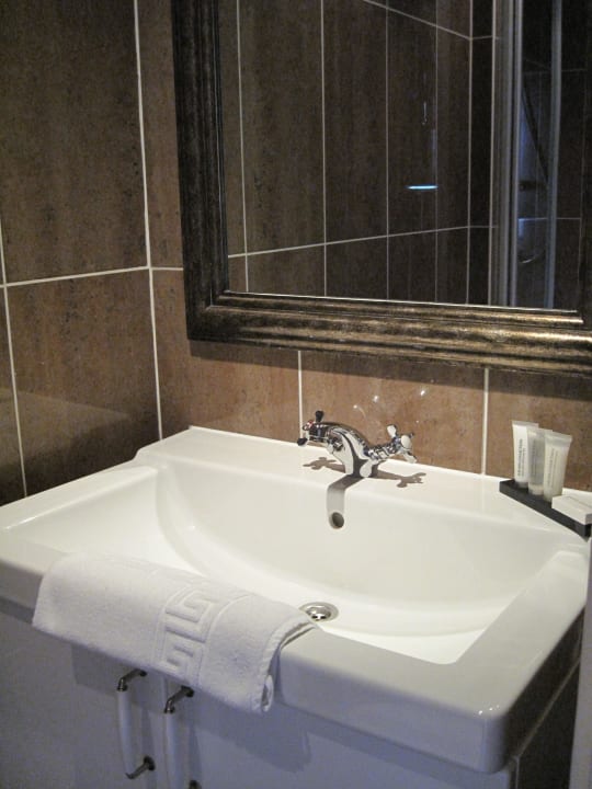 Waschbecken mit Unterschrank Hotel Mare Sanat