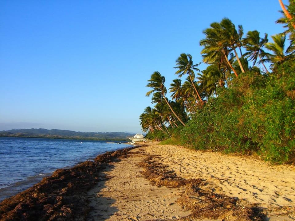 Vista Robinson Crusoe Island Resort