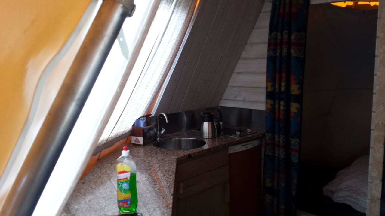 Küchezeile im Wigwam  Freizeit- & Ferienpark Slagharen