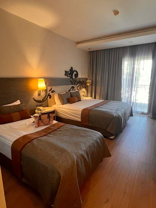 Zimmer Kirman Belazur Resort & Spa